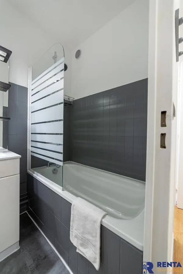 FréjusL'Areneparking Privewifibalconpiscineアパートメント フランス
